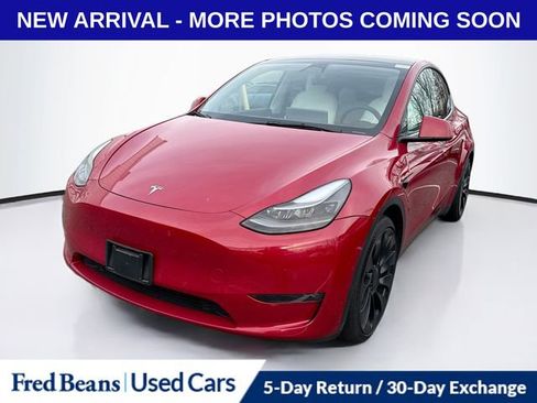 Used 2022 Tesla Model Y Performance image 3
