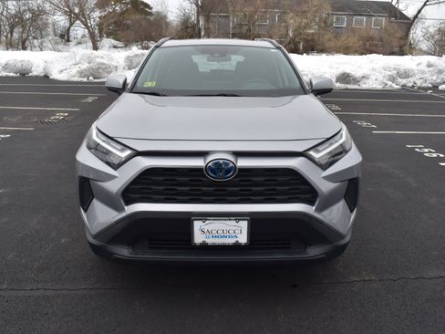 Used 2022 Toyota RAV4 XLE w/ Convenience Package image 6