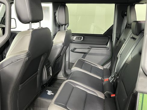 Used 2025 Ford Bronco Outer Banks image 13