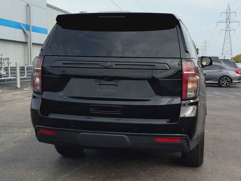 Certified 2023 Chevrolet Suburban High Country image 3