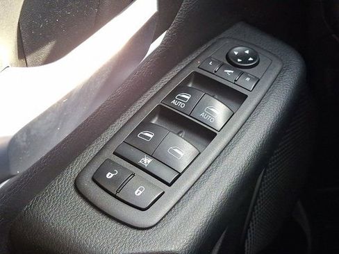 Certified 2021 RAM 1500 Big Horn AWD/4WD image 30