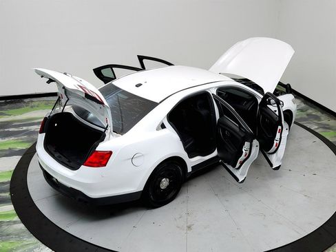 Used 2018 Ford Taurus SE image 35