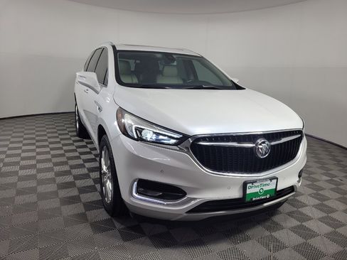 Used 2018 Buick Enclave Premium w/ Experience Buick Package FWD image 13