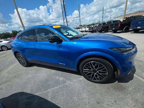 Used 2025 Ford Mustang Mach-E Premium AWD/4WD image 2
