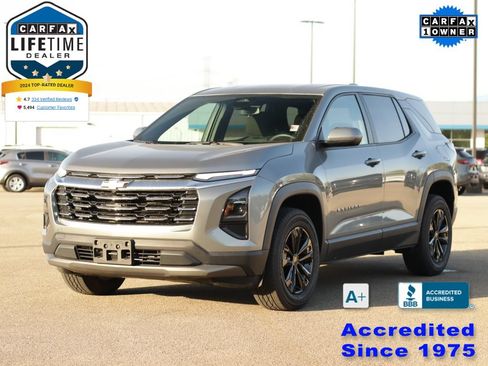 Used 2025 Chevrolet Equinox LT FWD image 3