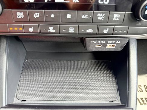 Used 2026 Subaru Outback Premium AWD/4WD image 41