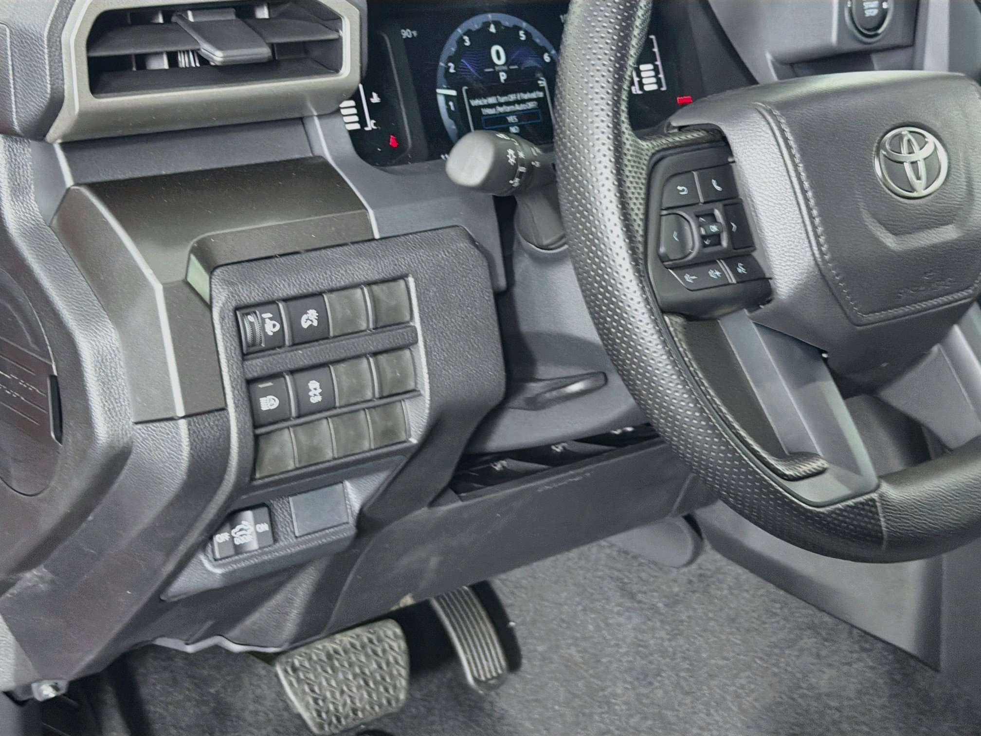 Used 2026 Toyota Tacoma SR5 AWD/4WD image 17