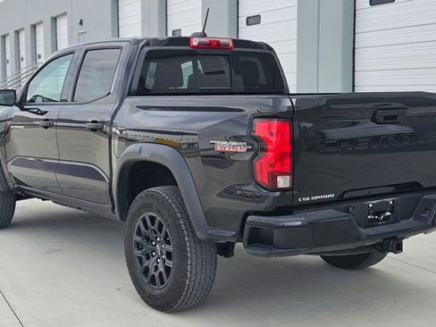 Used 2024 Chevrolet Colorado Trail Boss w/ Advanced Trailering Package AWD/4WD image 3