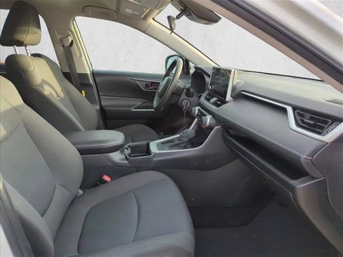 Used 2023 Toyota RAV4 LE FWD image 23