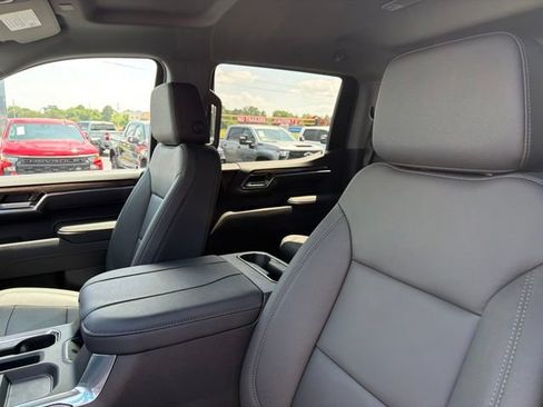 New 2026 Chevrolet Silverado 1500 LT Trail Boss w/ Convenience Package II AWD/4WD image 13