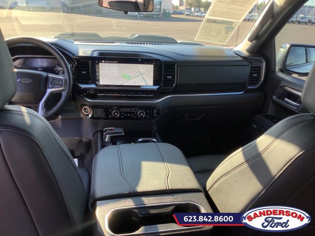 Used 2026 Chevrolet Silverado 1500 LT Trail Boss w/ LT Trail Boss Premium Package AWD/4WD image 16