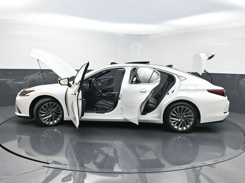 Used 2020 Lexus ES 350 Luxury image 38