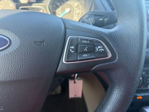 Used 2017 Ford Escape SE w/ SE Cold Weather Package image 23