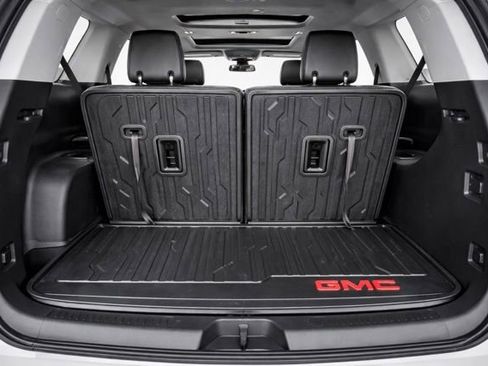 Used 2023 GMC Acadia AT4 w/ GMC Pro Grade Package image 7