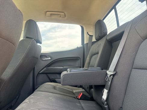 Used 2017 Chevrolet Colorado LT w/ LT Convenience Package RWD image 38