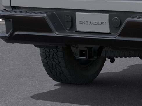 Used 2025 Chevrolet Silverado 2500 Custom w/ Z71 Off-Road Package AWD/4WD image 39