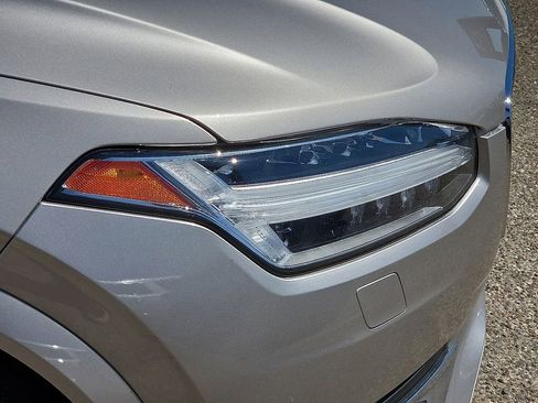 Certified 2023 Volvo XC90 T8 Plus w/ Protection Package Premier image 11