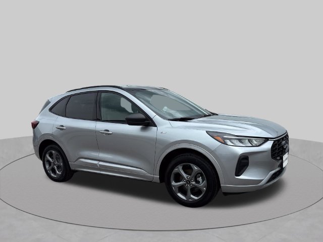 Used 2024 Ford Escape ST-Line w/ Tech Pack #1 AWD/4WD image 7