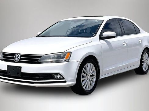 Used 2016 Volkswagen Jetta SEL image 2