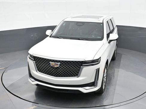 Used 2023 Cadillac Escalade Premium Luxury w/ Performance Package image 33