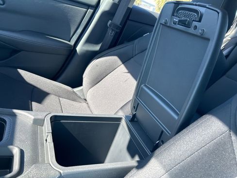 New 2025 Nissan Sentra S w/ Lighting Package image 31