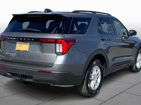 Used 2026 Ford Explorer Active image 13