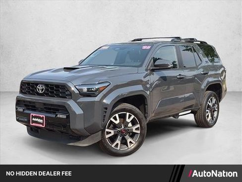 Used 2025 Toyota 4Runner TRD Sport AWD/4WD image 1