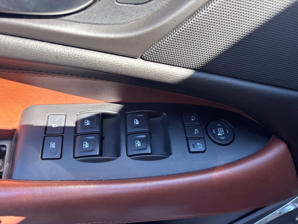 Used 2015 Cadillac Escalade Premium AWD/4WD image 20