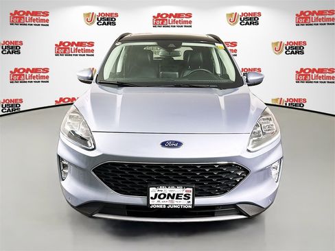 Used 2022 Ford Escape Titanium w/ Class II Trailer Tow Package image 13