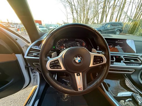 Used 2021 BMW X7 xDrive40i w/ M Sport Package image 13