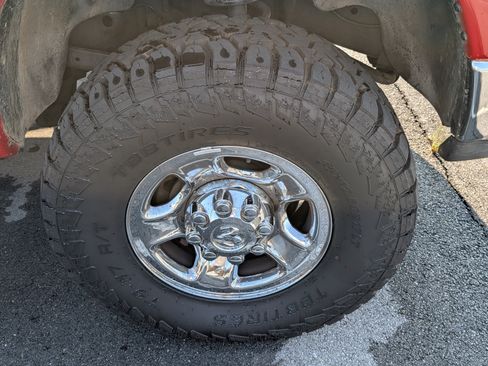 Used 2006 Dodge Ram 2500 Truck SLT AWD/4WD image 11
