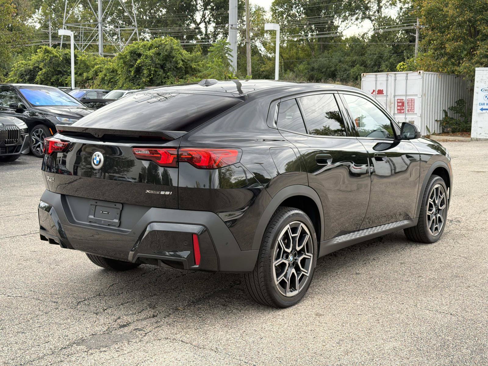 Certified 2025 BMW X2 xDrive28i AWD/4WD image 10
