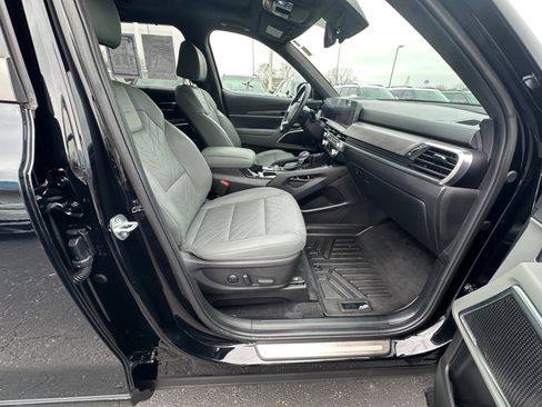 Used 2024 Kia Telluride SX Prestige X-Pro image 32