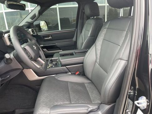 Used 2025 Toyota Tundra Limited image 11