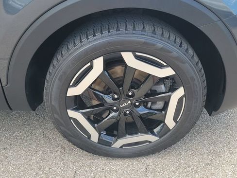 Used 2023 Kia Telluride S w/ S Sunroof Package FWD image 9