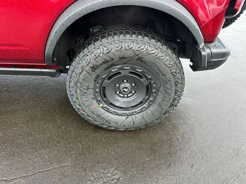 New 2025 Ford Bronco Badlands w/ Sasquatch Package image 17