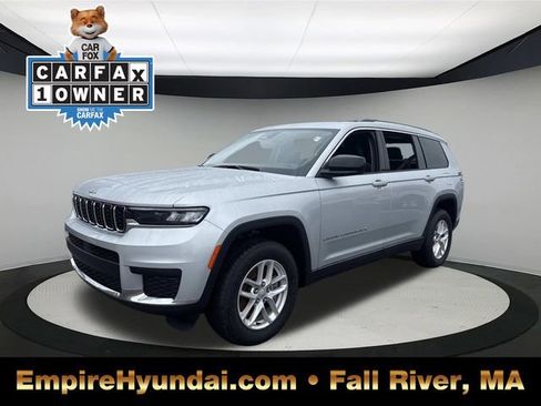 Used 2023 Jeep Grand Cherokee L Laredo image 1