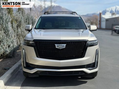 Used 2024 Cadillac Escalade Sport Platinum w/ LPO, ONYX Package image 2