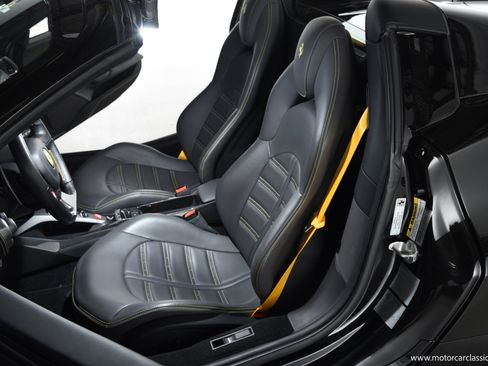 Used 2016 Ferrari 488 Spider RWD image 28