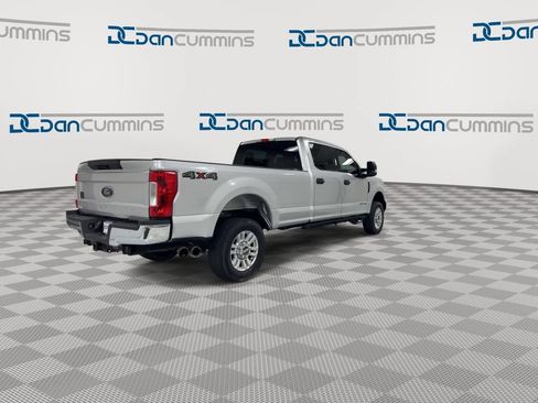 Used 2017 Ford F250 XLT AWD/4WD image 8