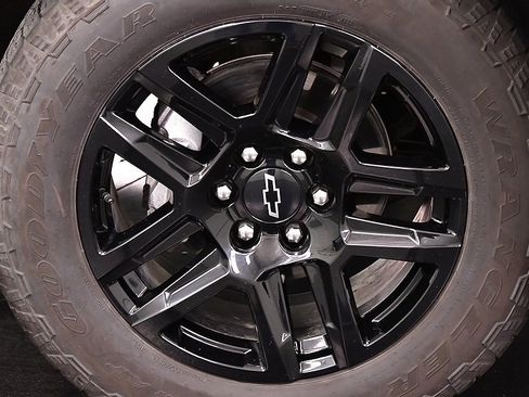 Used 2023 Chevrolet Silverado 1500 RST image 9