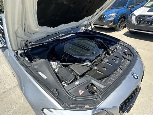 Used 2011 BMW 550i xDrive Sedan AWD/4WD image 19