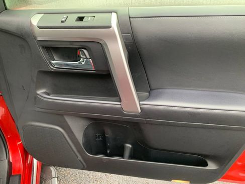 Used 2024 Toyota 4Runner Limited image 19