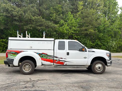 Used 2012 Ford F350 XL w/ Snow Plow Prep Pkg AWD/4WD image 2