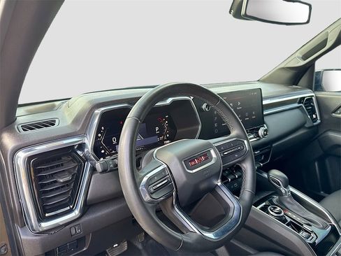 Used 2024 GMC Canyon Elevation w/ Elevation Premium Package image 11