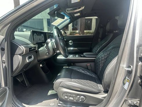 Used 2023 Genesis GV60 Performance AWD/4WD image 6