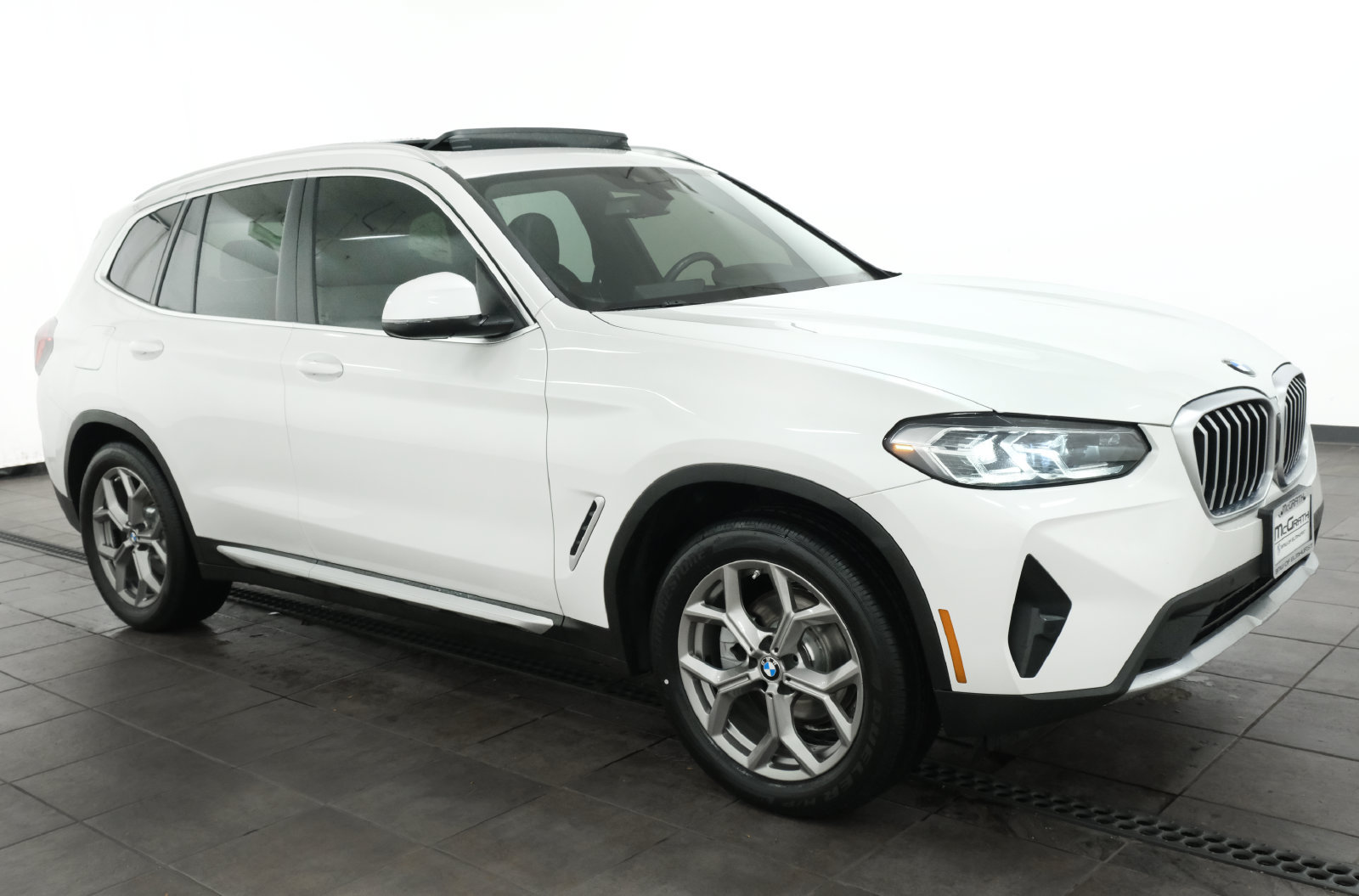 Used 2024 BMW X3 xDrive30i w/ Convenience Package AWD/4WD image 7
