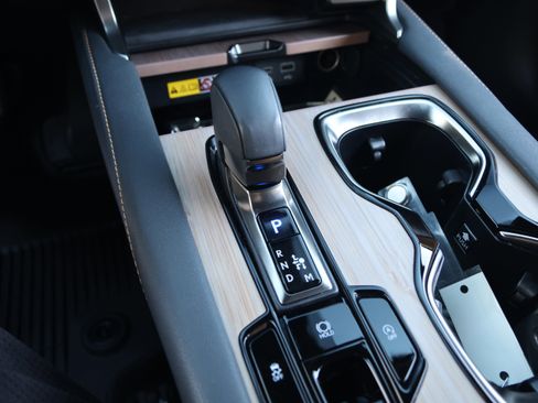 Certified 2025 Lexus RX 350 Premium w/ Accessory Package (Z1) image 29