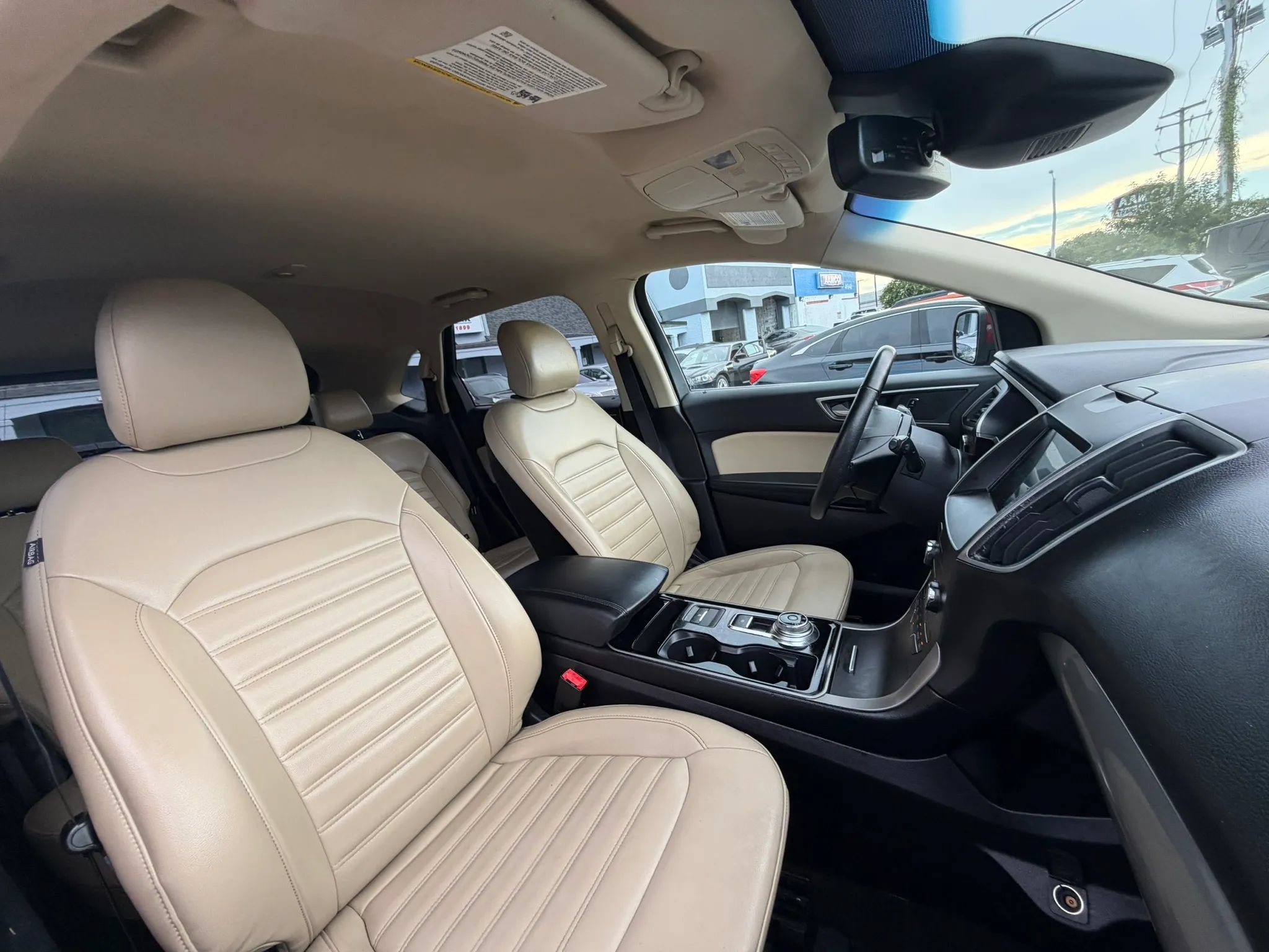 Used 2019 Ford Edge SEL w/ Equipment Group 201A FWD image 23