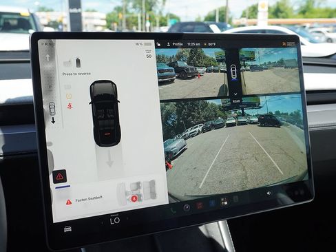 Used 2026 Tesla Model Y Long Range AWD/4WD image 44
